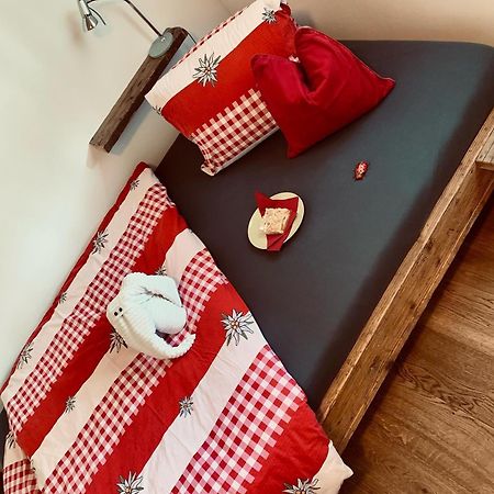Conny'S B&B Niederweningen Zewnętrze zdjęcie