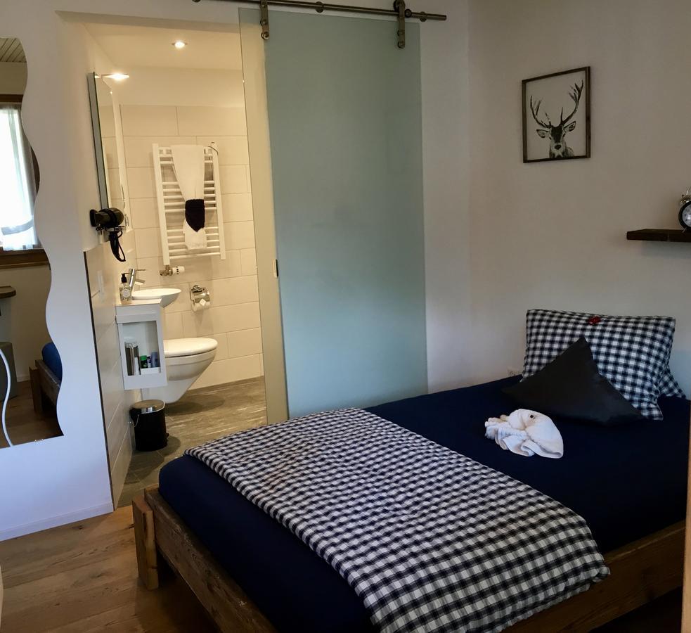 Conny'S B&B Niederweningen Zewnętrze zdjęcie